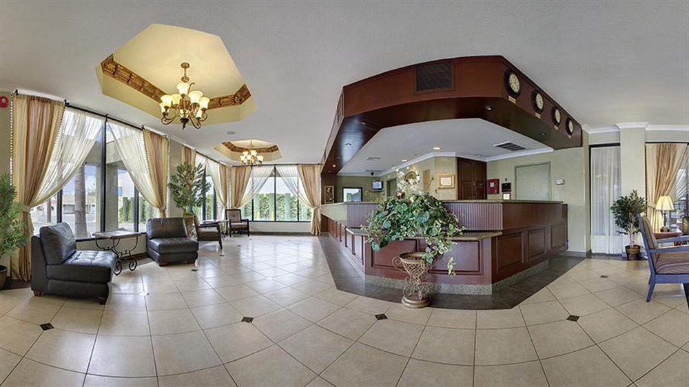 לוס אנג'לס Howard Johnson By Wyndham Reseda Hotel & Suites מראה חיצוני תמונה