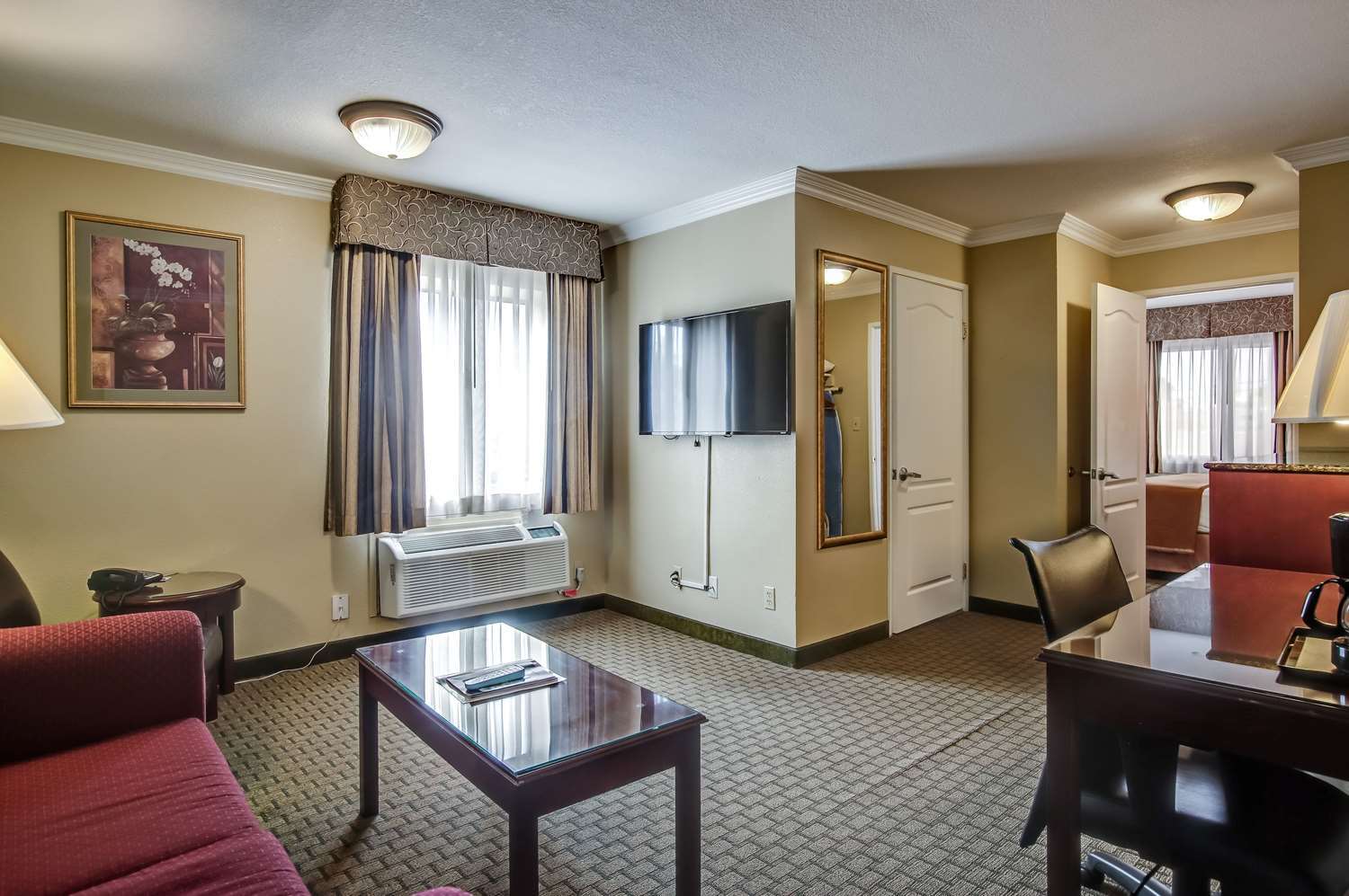 לוס אנג'לס Howard Johnson By Wyndham Reseda Hotel & Suites מראה חיצוני תמונה